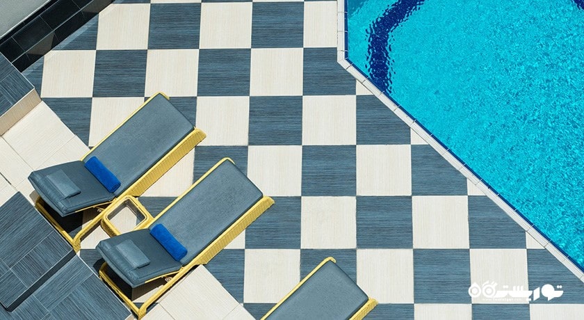 استخر روباز هتل لمردین فیروی