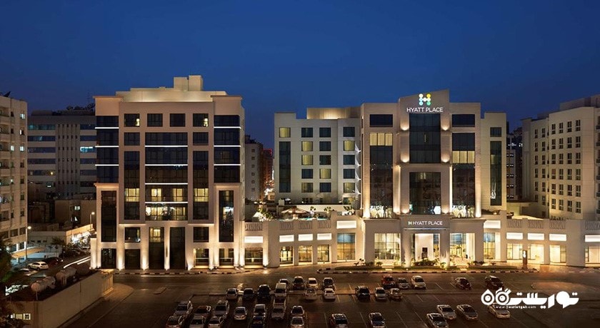 نمای شب هتل حیات پلس دبی الریقا