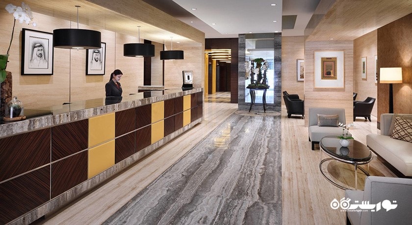 میز پذیرش هتل دبی ماریوت هاربر