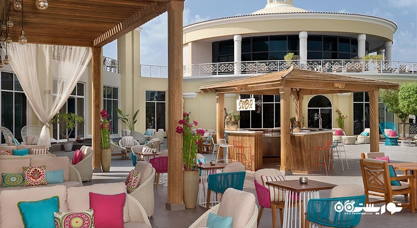 محوطه فضای باز رستوران سوبو