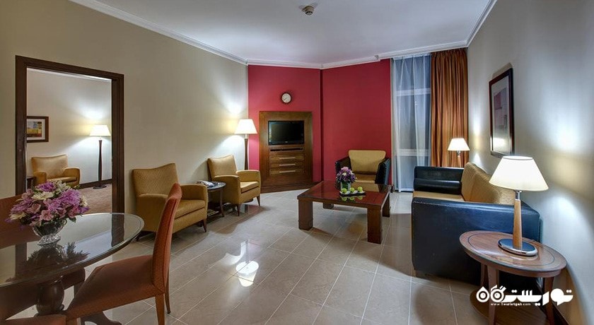محوطه نشیمن سوئیت دوخوابه