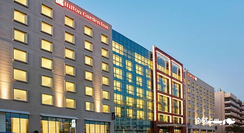 نمای ساختمان هتل هیلتون گاردن این دبی مال