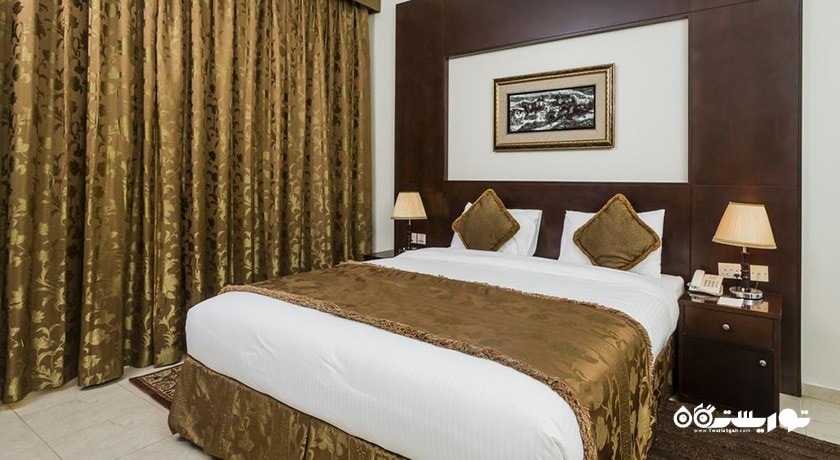 تخت بزرگ آپارتمان اگزکیوتیو دوخوابه