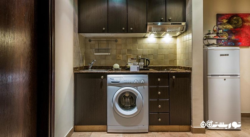 نمای آشپزخانه سوئیت کلاسیک