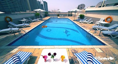 استخر روباز هتل آپارتمان رز گاردن بر دبی