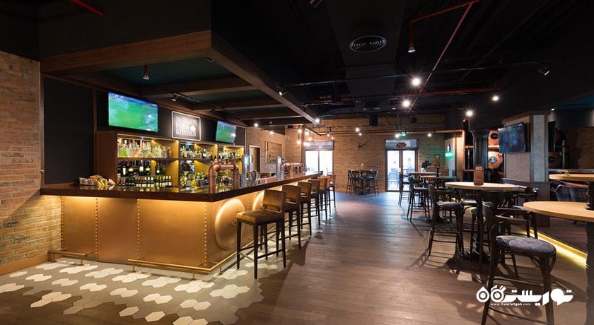 نمای بار هتل پرمیر این دبی این وستمنت پارک