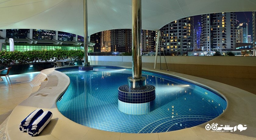 استخر روباز هتل آپارتمان اوکس لیوا هایتس