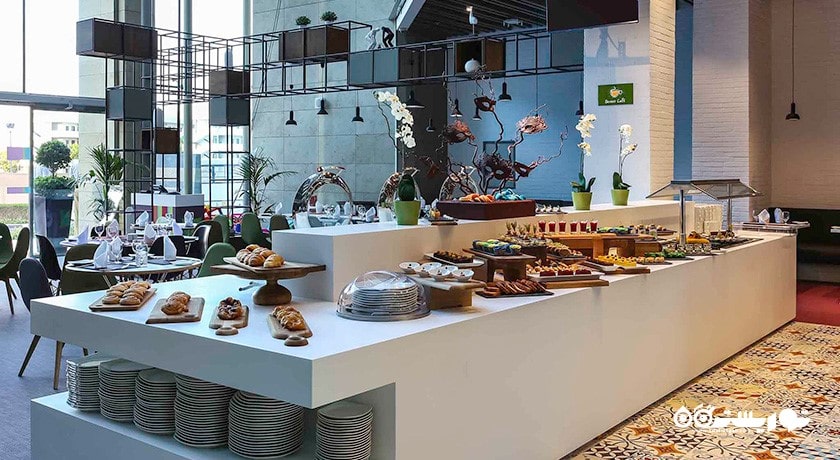 نمایی از رستوران  ایتالیایی کانا کازانا