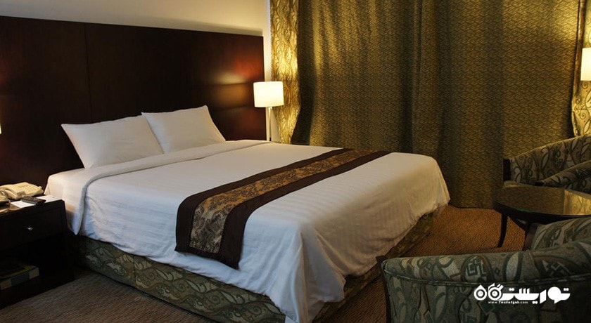 نمای تخت بزرگ اتاق دلوکس