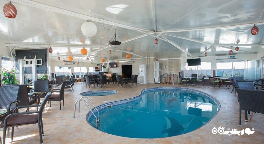 استخر روباز هتل یورک اینتر نشنال