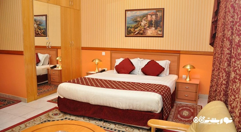 نمای تخت بزرگ اتاق دبی
