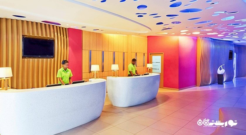 میز پذیرش آیبیس استایل کوالالامپور فریزر بیزینس پارک