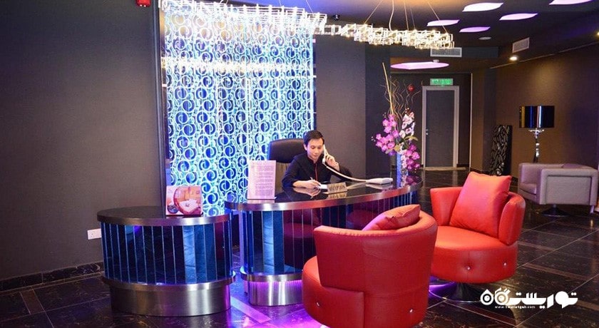 میز پذیرش هتل مزون بوتیک