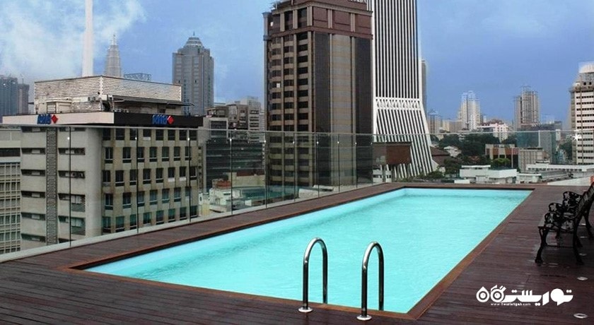 استخر روباز هتل پسیفیک اکسپرس سنترال مارکت