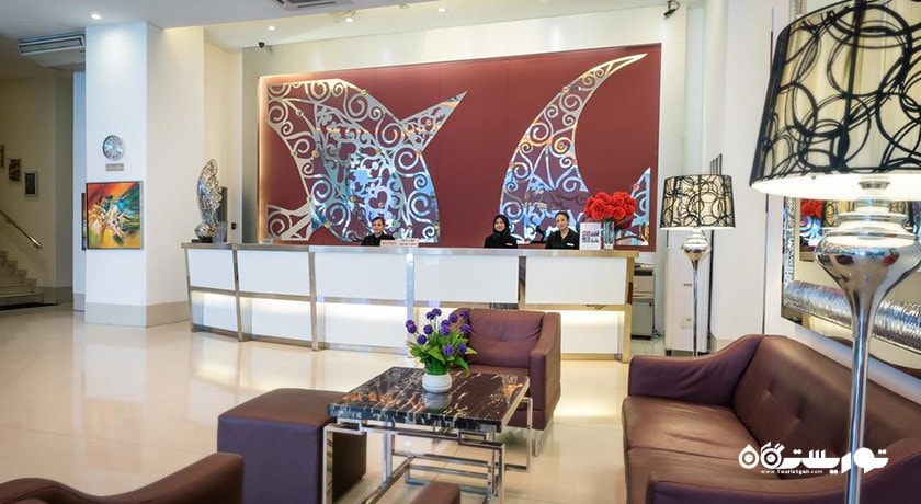 میز پذیرش هتل سنترال پودو