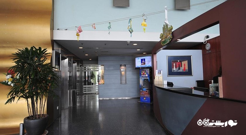 میز پدیرش هتل آلفا جنسیس بوکیت بینتانگ