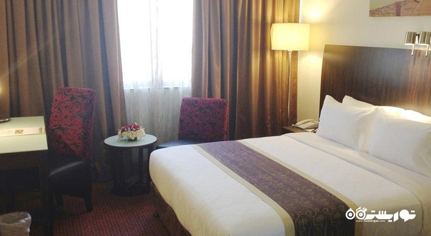 نمای تخت بزرگ اتاق پرمیوم