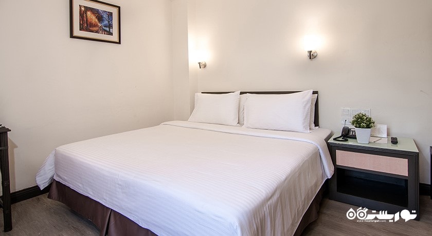 نمای تخت بزرگ اتاق سوپریور