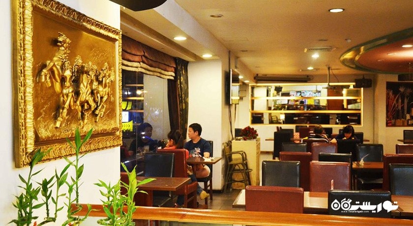 نمایی دیگر از رستوران کرونا کافه