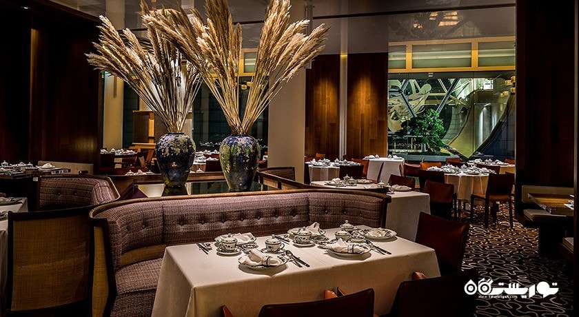 نمایی از رستوران سامر پاویلیون