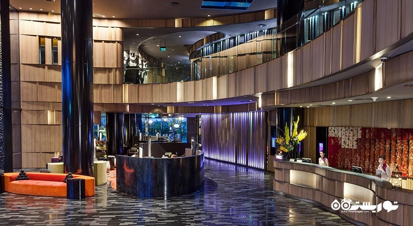 نمای لابی هتل کرون پلازا چانگی ایرپورت