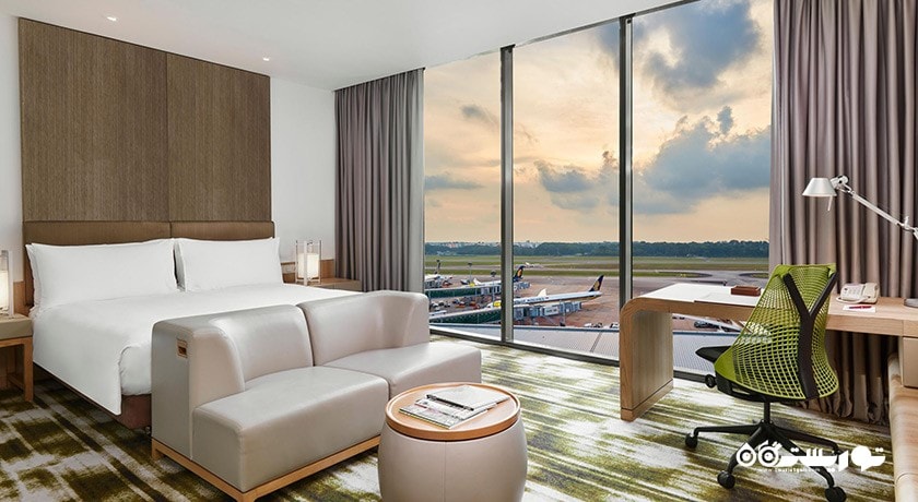 نمای تخت بزرگ اتاق پرمیر