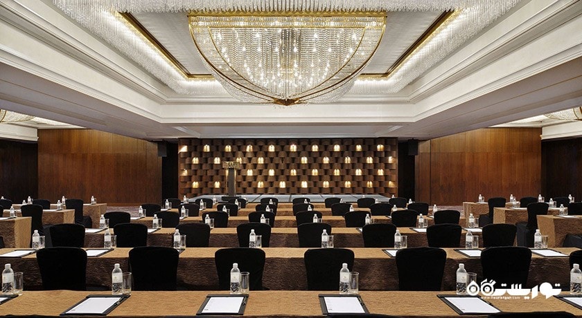 سالن برگزاری همایش و جلسات
