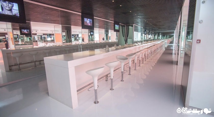 نمایی از لانج بار هتل سو