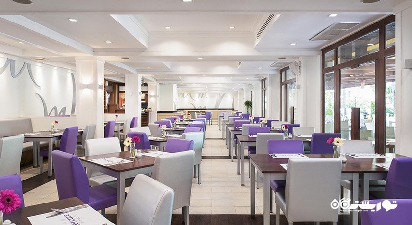 نمایی از رستوران ام کافه