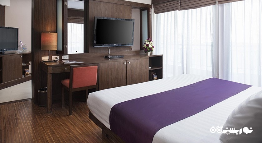 نمای تخت بزرگ سوئیت گرند