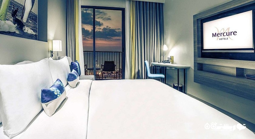 نمای تخت بزرگ اتاق دلوکس