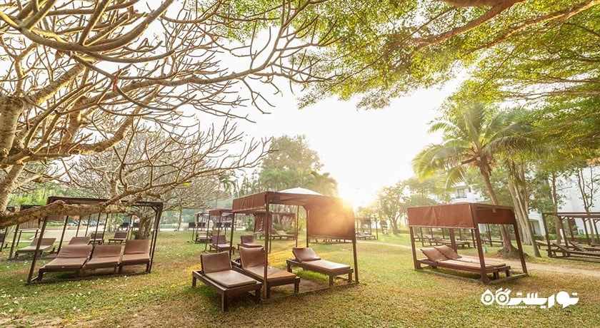 فضای سبز هتل پیناکل گرند جومتین ریزورت