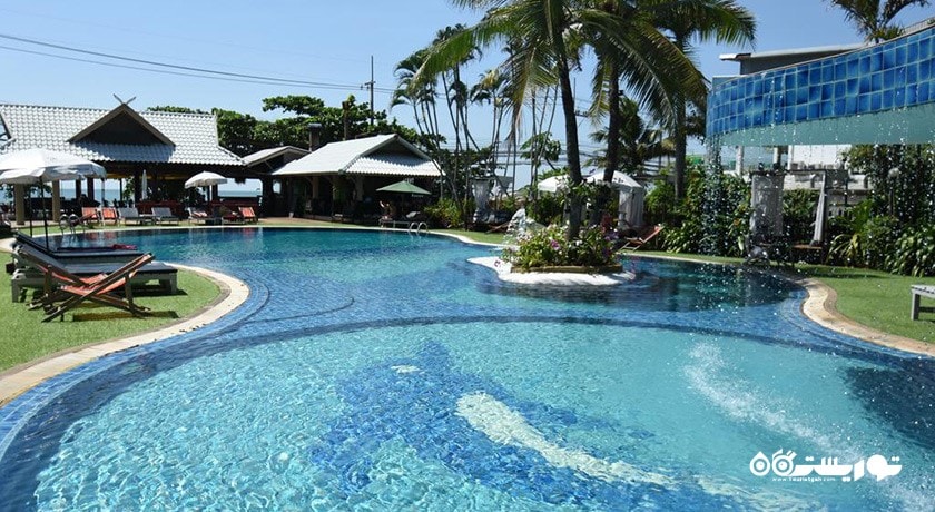 استخر روباز هتل نچرال پارک ریزورت