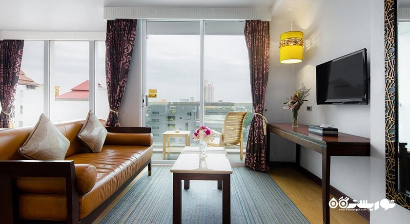 محوطه نشیمن اتاق دلوکس