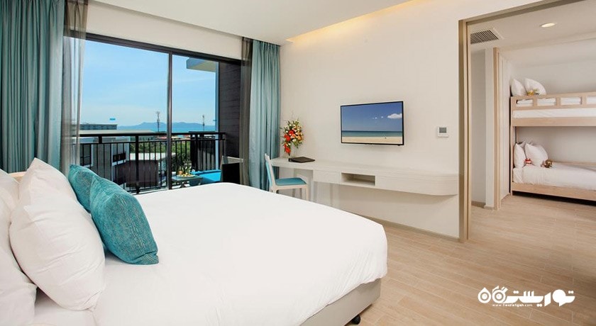 نمای تخت بزرگ اتاق رزیدنس