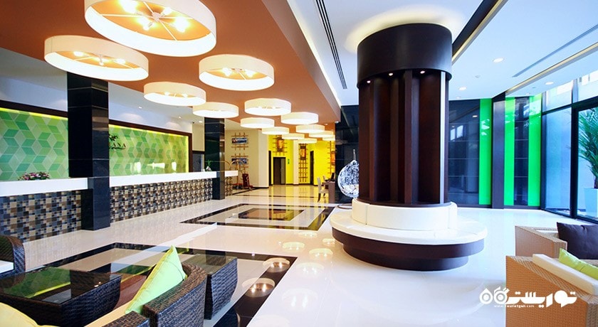 میز پذیرش هتل لاکانا پول ساید ریزورت