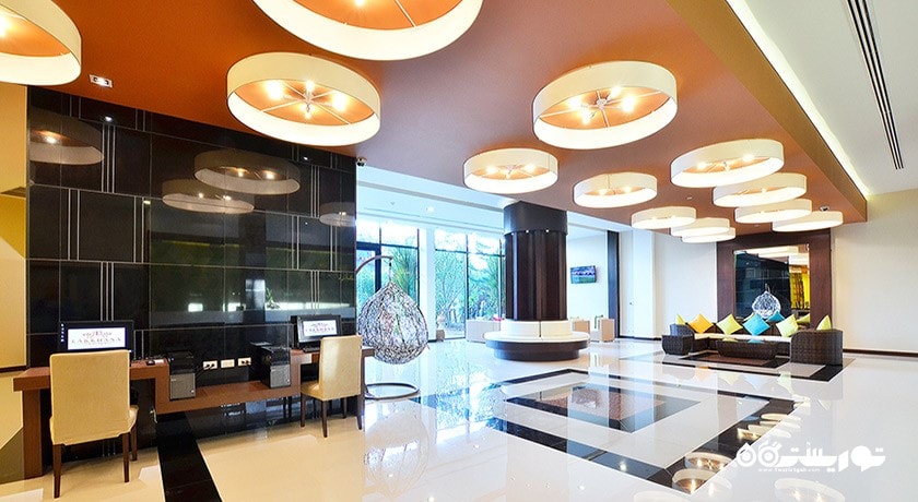 نمای لابی هتل لاکانا پول ساید ریزورت