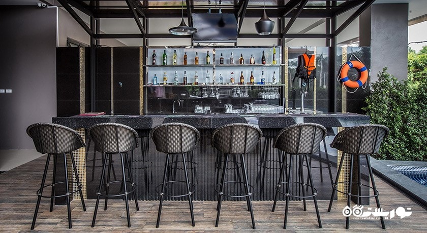 رسته پول بار هتل سایامیز