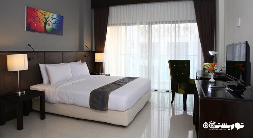 نمای تخت بزرگ اتاق سوپریور