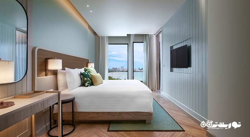 نمای تخت بزرگ سوئیت یک خوابه