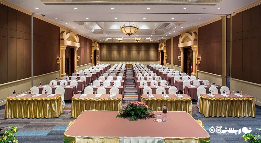سالن برگزاری همایش و جلسات