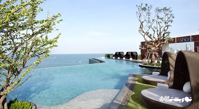 استخر روباز هتل هیلتون پاتایا