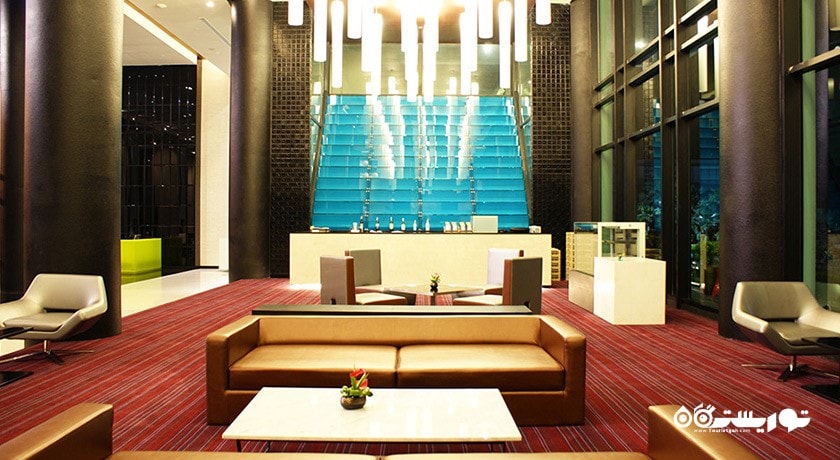 بیز بار هتل زین