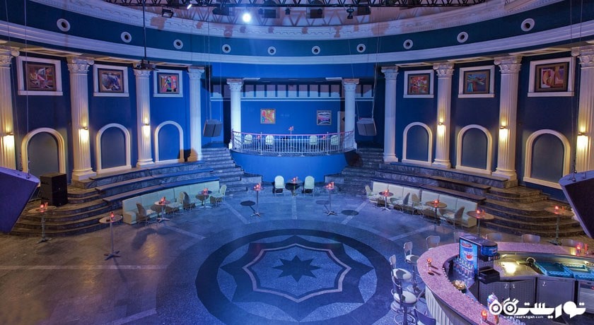 بار دیسکو هتل ورلد او واندرز کرملین پلس	