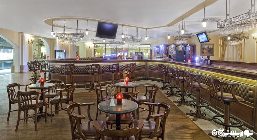 بار دیوو هتل ورلد او واندرز کرملین پلس	