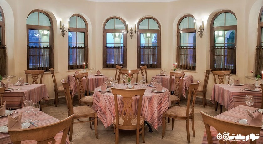 رستوران سومبررو هتل ورلد او واندرز کرملین پلس	