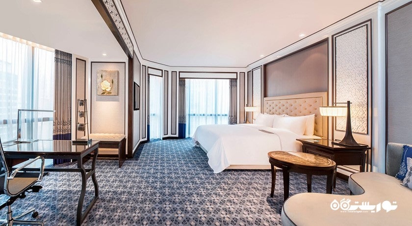 نمای تخت بزرگ سوئیت کلاب