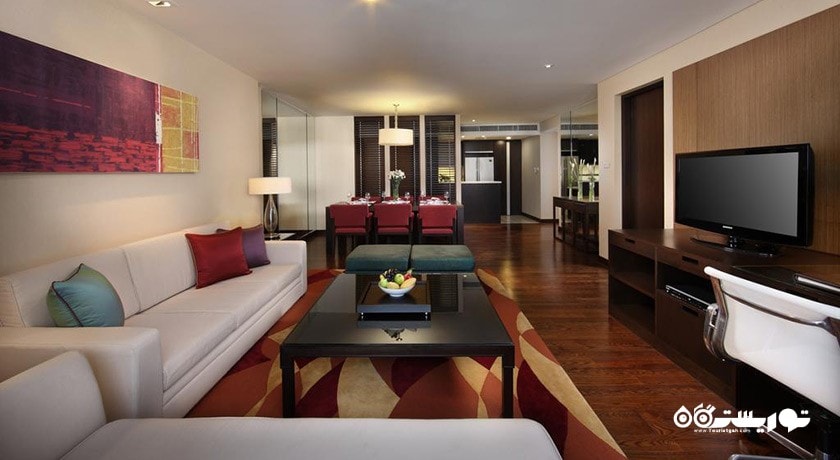 محوطه نشیمن سوئیت سه خوابه