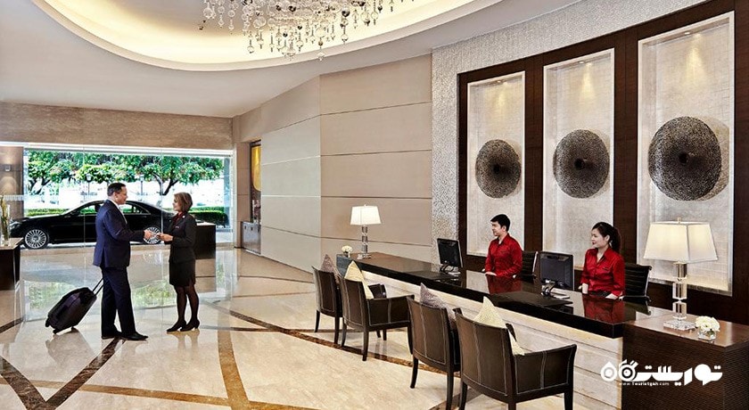 میز پذیرش هتل ستورن ویستا بانکوک