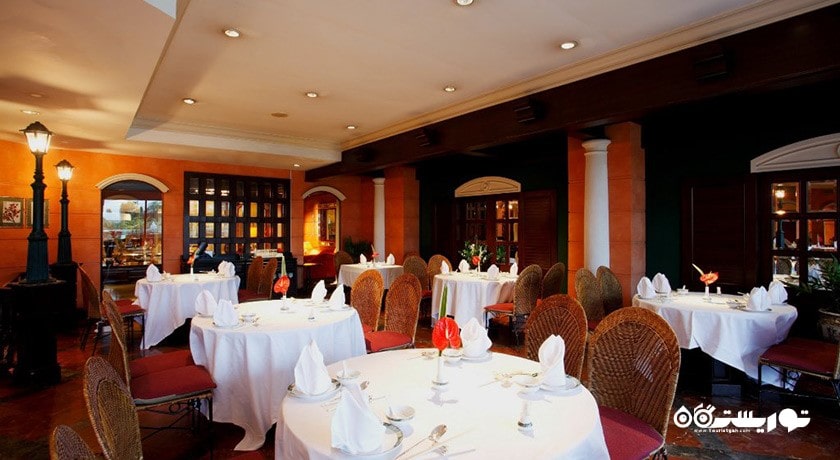 رستوران داینستی هتل سنتارا گرند ات سنترال پلازا لادپرائو بانکوک